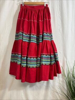 Vintage McArthur Seminole red skirt Aztec southwestern print 50’s
